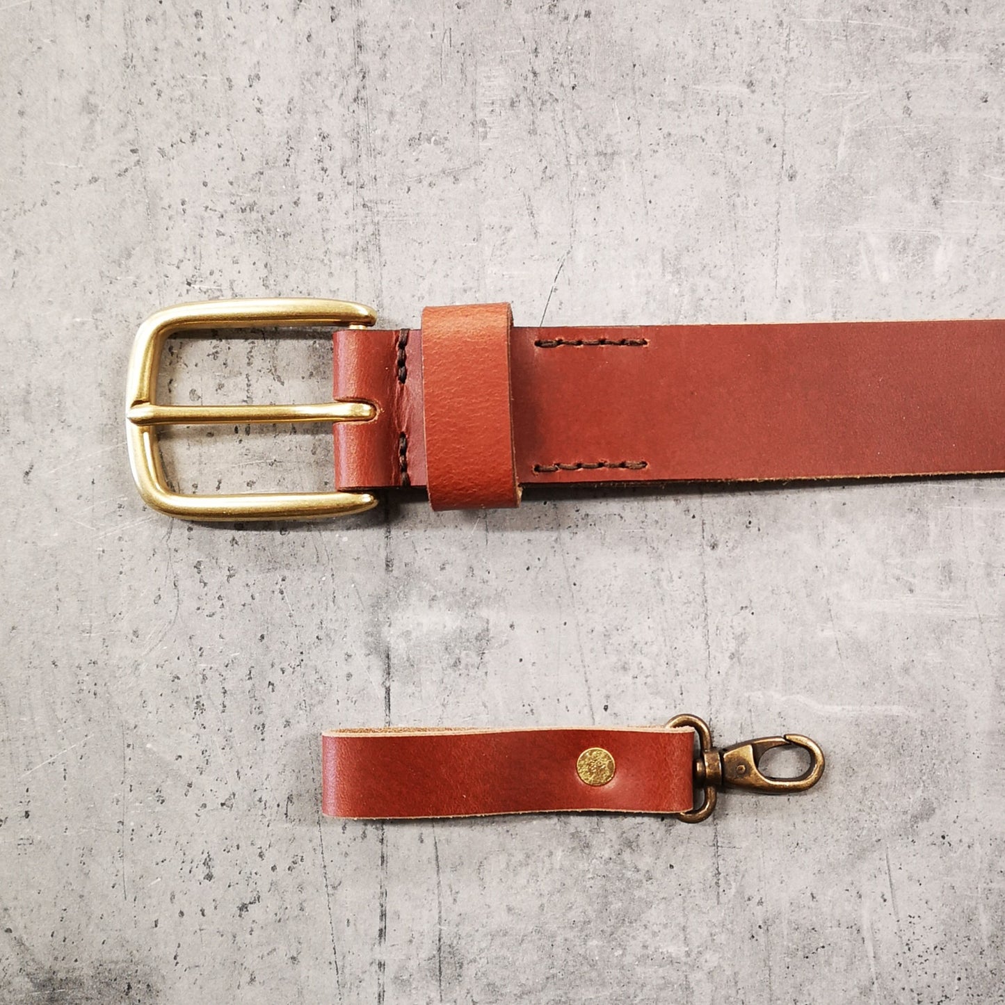 Leather Keychain “Hold Fast. Stay Sharp.”