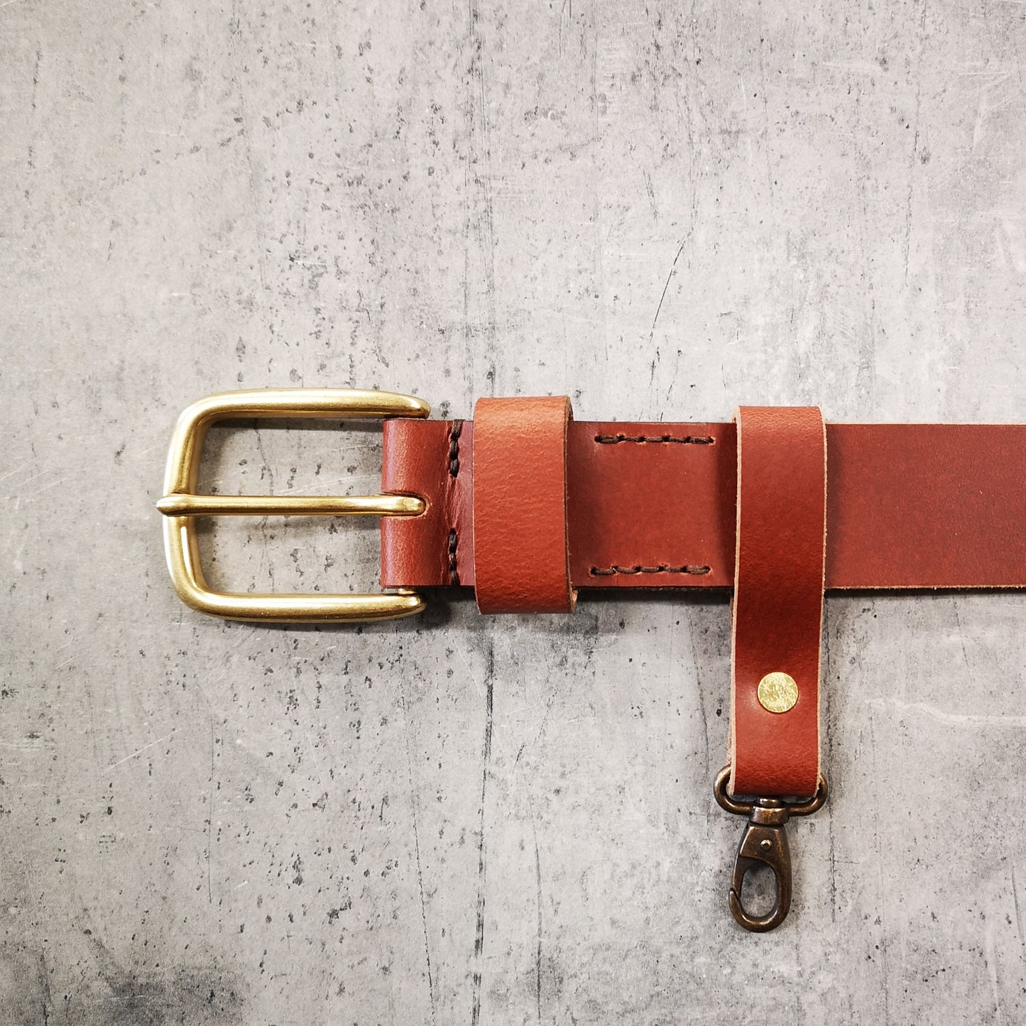 Leather Keychain “Hold Fast. Stay Sharp.”